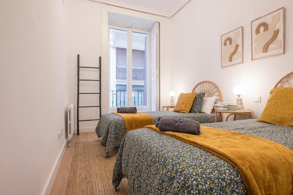 Apartamento Apartamento De Lujo En Gran Via Madrid Exterior foto